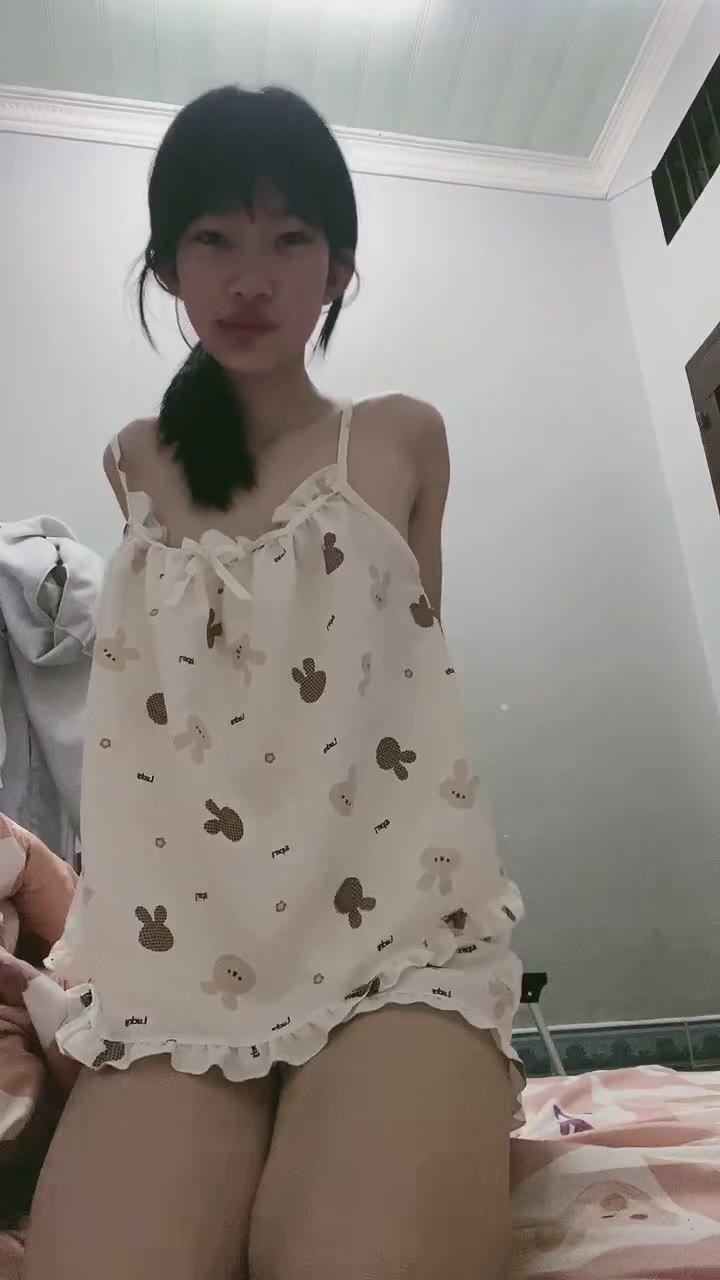 Baru Jadi Host Udah Mau Barbar Aja Surri ID 19645879 Mango